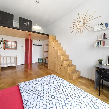 Mike'S Huge Apartment Prague Exterior photo